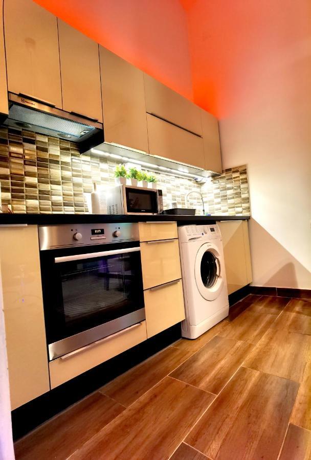 Ferienwohnung Dolce Vita Supremier Budapest Exterior foto